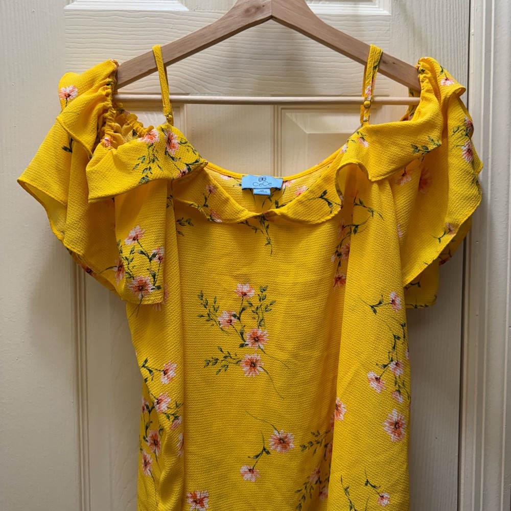 CeCe Yellow Flutter Sleeve Ruffled Blouse